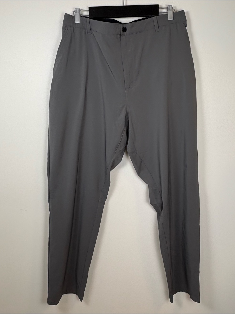 Columbia Men’s Sage Peak Grey Athletic Casual Pants, Size 46x32, Travel Outdoors